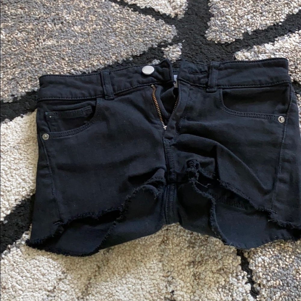 Cute tween girl shorts used but in good shape